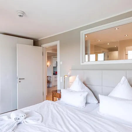 Prora Solitaire Pearl