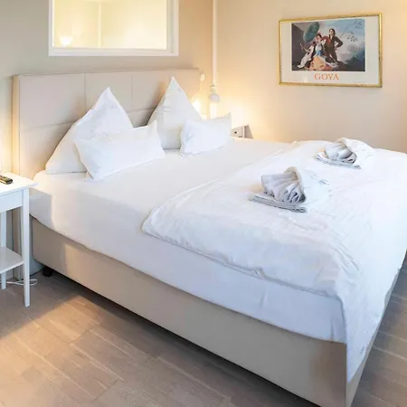 Prora Solitaire Pearl *